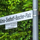 Link öffnet seitenüberlagerndes Dialog-Fenster