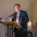 Link öffnet seitenüberlagerndes Dialog-Fenster