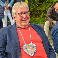 Link öffnet seitenüberlagerndes Dialog-Fenster