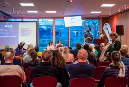 Link öffnet seitenüberlagerndes Dialog-Fenster