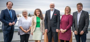 Link öffnet seitenüberlagerndes Dialog-Fenster