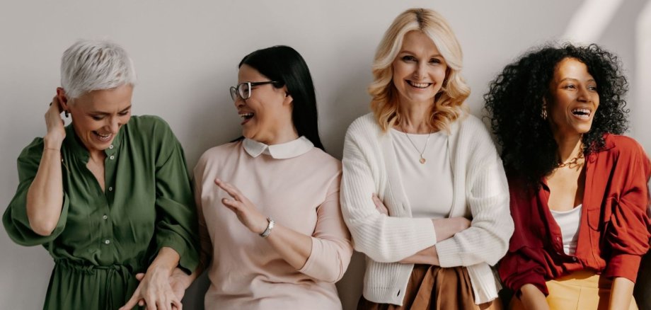 Frauenwegweiser Stadt Dreieich_FINAL DRUCK (216 x 216 mm) - 1